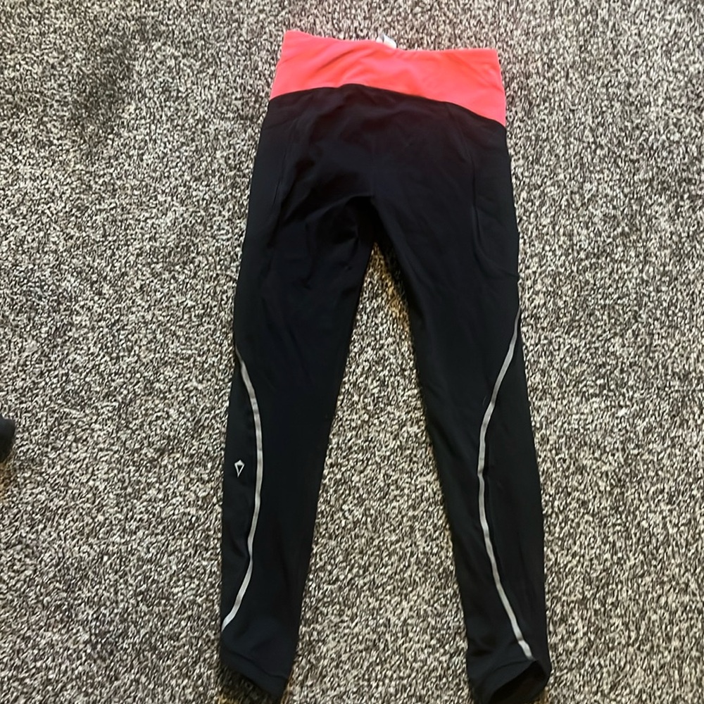 Ivivva by Lululemon Leggings